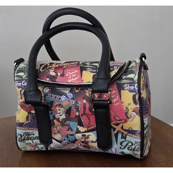 Dc Comics Gotham City Barrel Purse Harley Quinn Catwoman Mini - Picture 1 of 13